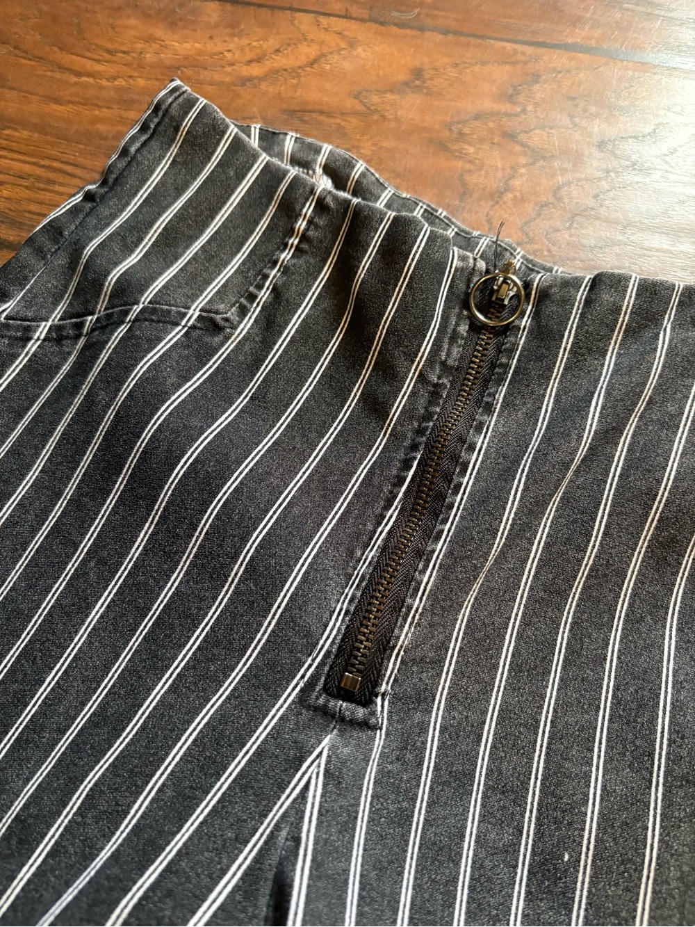 Romeo & Juliet Couture Black Pinstripe High-Rise Jeans